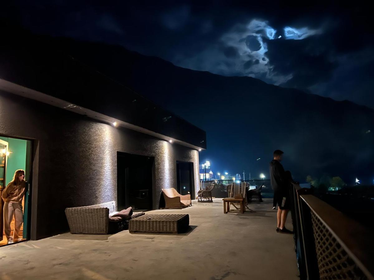 Hotel Misty Mountain Kazbegi Bagian luar foto