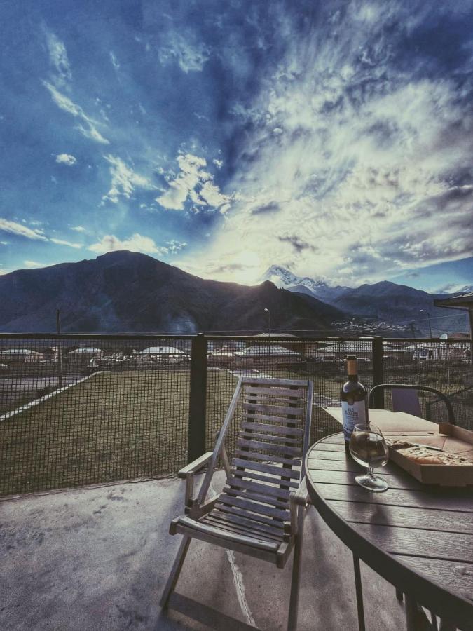 Hotel Misty Mountain Kazbegi Bagian luar foto